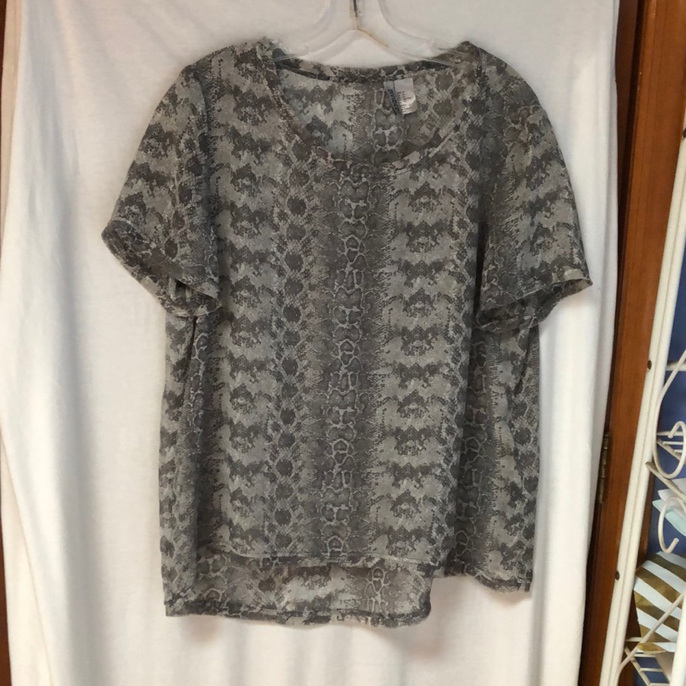 H&M Divided Top